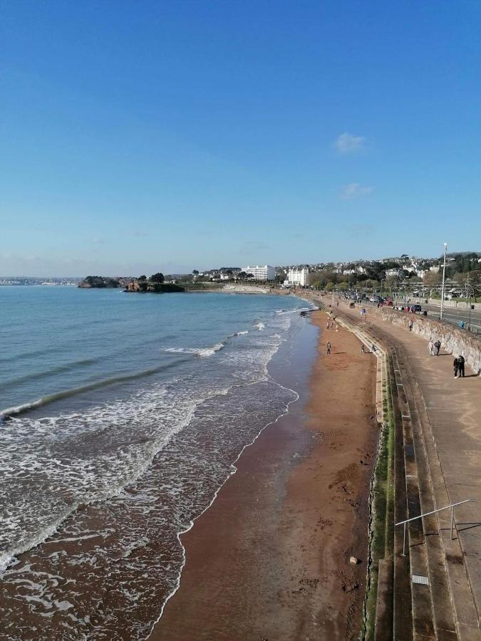 Barbie House ,Opposite The Beach & Paignton Pier , 2 Bedroom Apartment With Private Car Space & Garden , Free Access Next Door To The Stunning Ballet & Make Up School & A Beautiful Ladys Beauty Salon (Adults Only) المظهر الخارجي الصورة