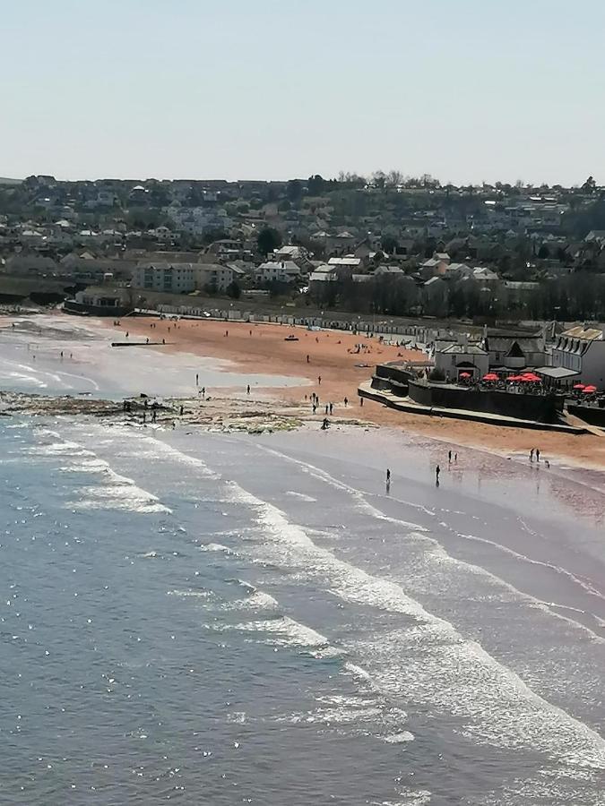 Barbie House ,Opposite The Beach & Paignton Pier , 2 Bedroom Apartment With Private Car Space & Garden , Free Access Next Door To The Stunning Ballet & Make Up School & A Beautiful Ladys Beauty Salon (Adults Only) المظهر الخارجي الصورة